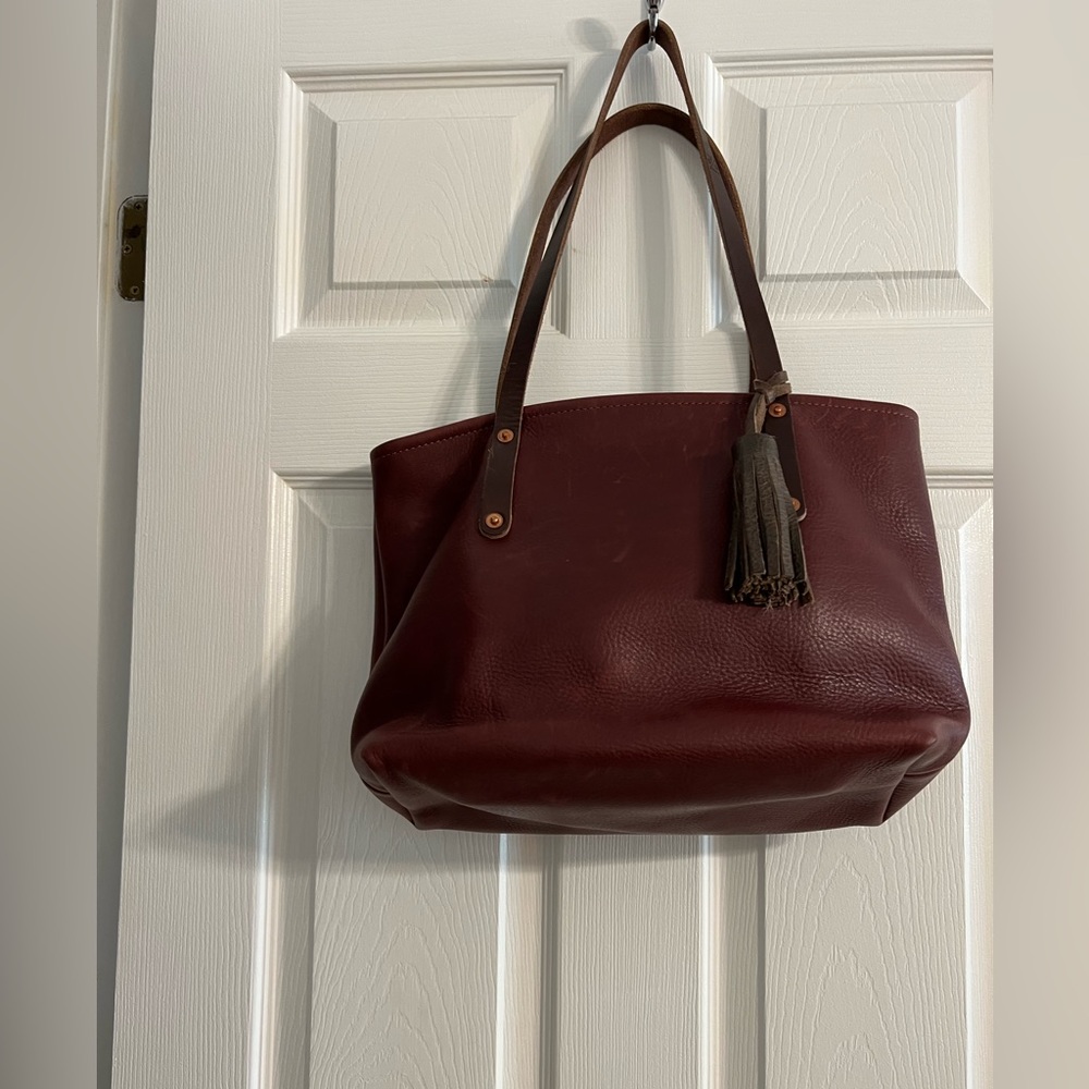 Go forth Leather Goods medium to large Avery tote